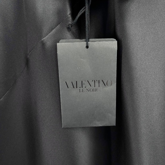 NWT Valentino Garavani Black Silk Satin Gown Le Noir Fall 24 $11,500 - Size US 8 - Picture 8 of 16